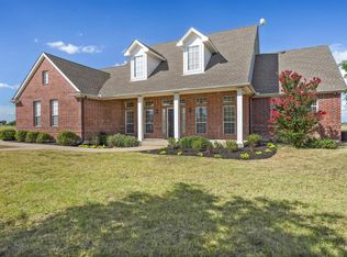 724 Sharla Smelley Rd, Weatherford, TX 76088