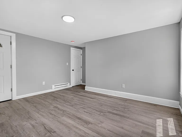 303 W Main St #3 — Photo 22