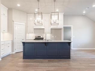 12333 SW 32nd St, Yukon, OK 73099