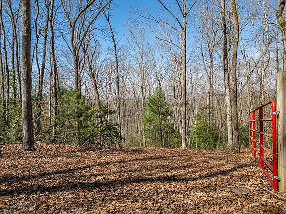 5th image of 341 Chemin Colwell Dr