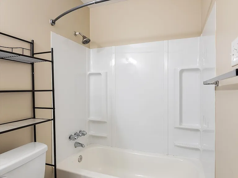Updated Large Bathroom!