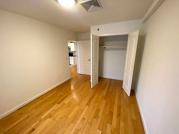 2nd image of 135-17 Northern Blvd #5C