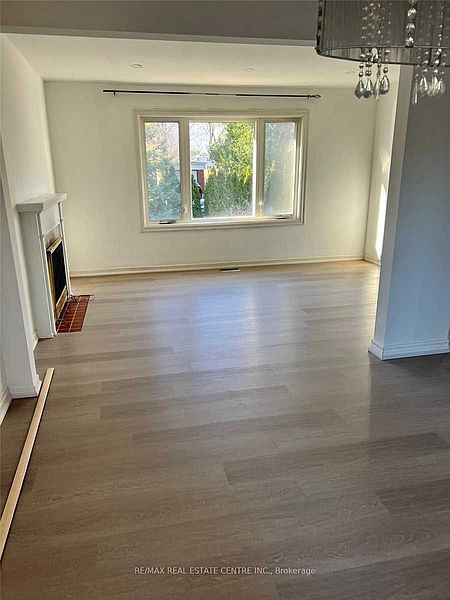 Mississauga House for rent - 3 Bedrooms — photo 5