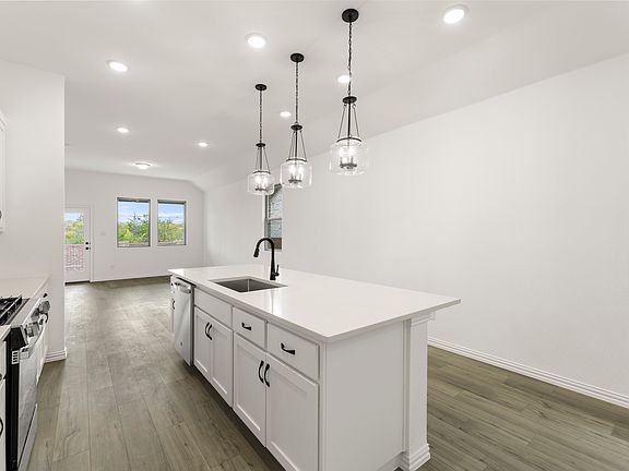 Devonshire - Bell Interior Image 4