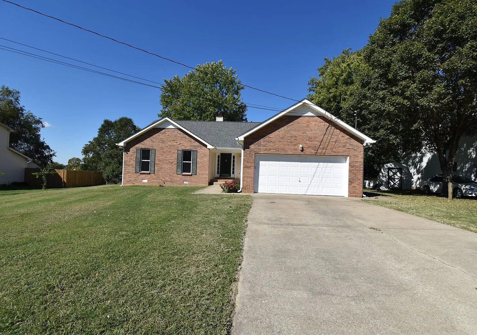 3412 E Henderson Way Pet Friendly Home for Rent — Photo 1