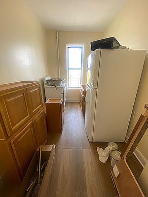 3rd image of 902 43rd St #D2