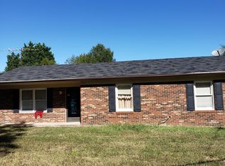 1213 E Fairfield Rd, High Point, NC 27263