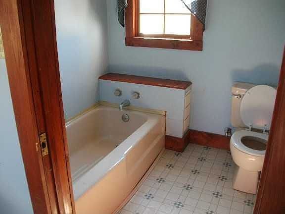 3rd image of 361 Water Ave