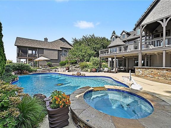 2nd image of 13820 Horton Dr