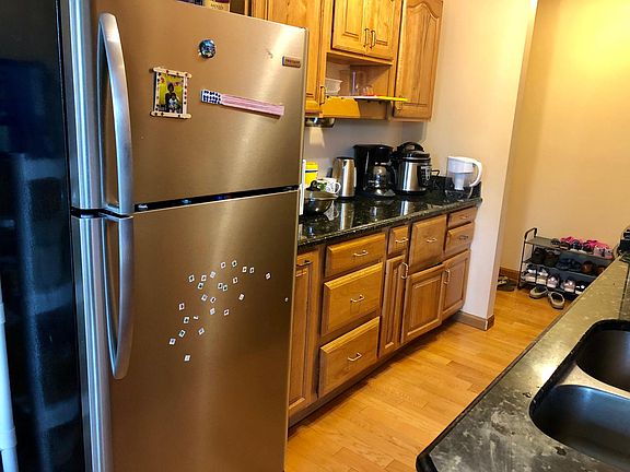 5th image of 40 Shrewsbury Green Dr Unit J