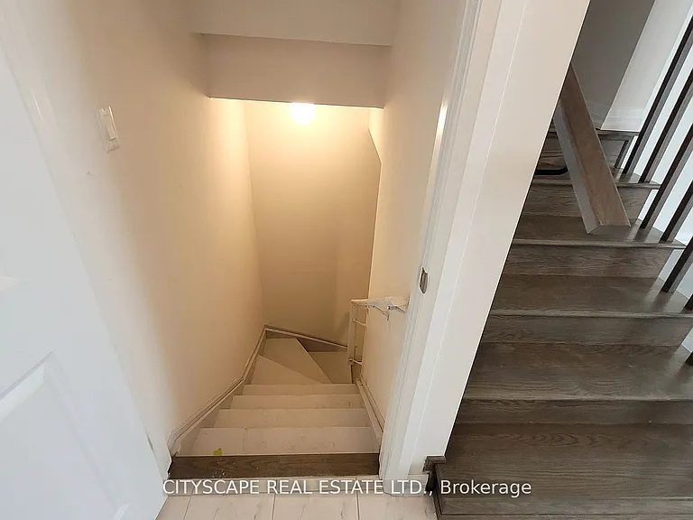 206 Rosanne Cir — Photo 25