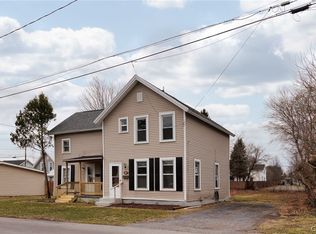 811 Lawrence St, Watertown, NY 13601