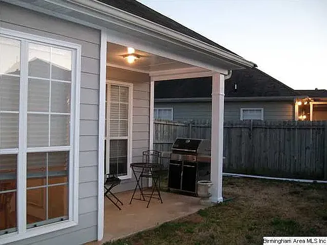 2 bed, 1324 sqft, $1,700 — Photo 2