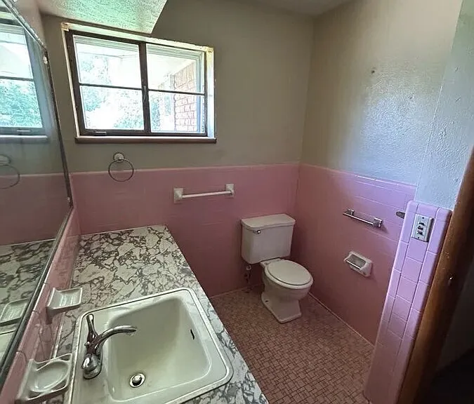 2741 SW 54th Pl — Photo 8