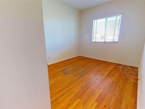 5th image of 7905 Ben Ave