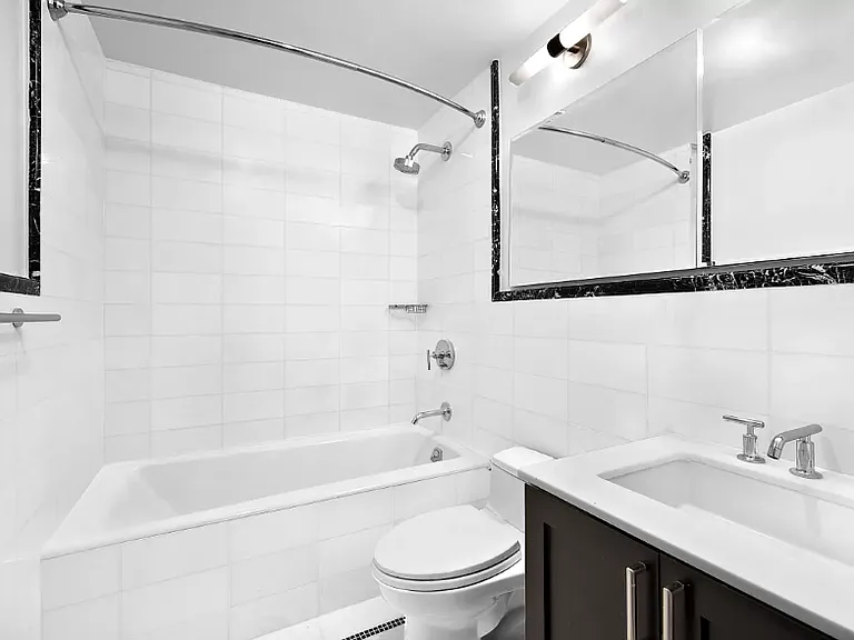 56 7th Ave #10H — Photo 4