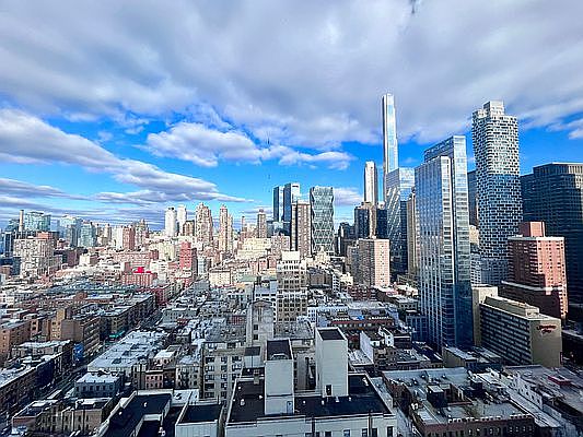 1st image of 350 W 50th St APT 31G