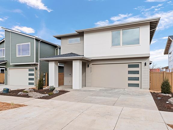 2nd image of 61166 SE Berkshire Way Lot 107