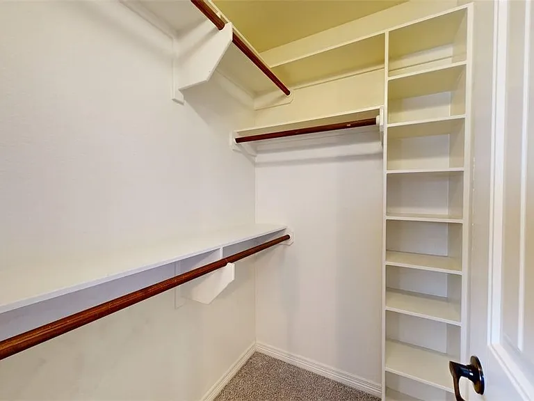454 Chimney Hill Dr — Photo 32