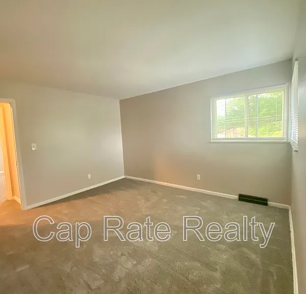 26 S Hampton Rd #C — Photo 2