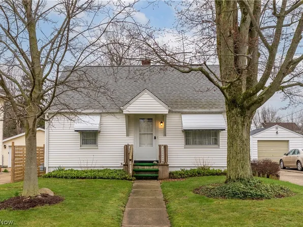 2120 Blenheim Ave, Alliance, OH 44601