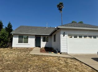 567 Shell Dr, Redding, CA 96003