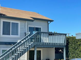 2085 Thurin St APT A201, Costa Mesa, CA 92627