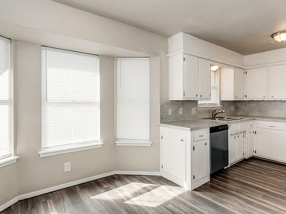 5th image of 668 E 135th Pl S