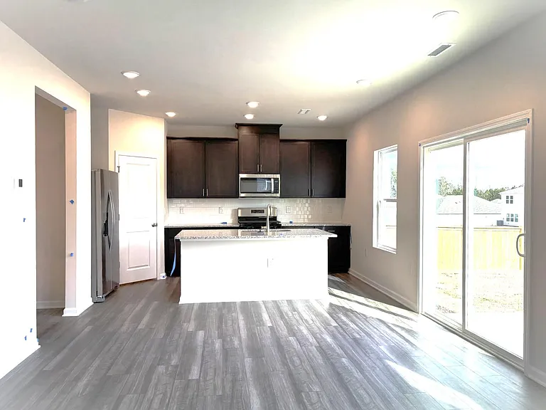 932 Crow Branch Dr — Photo 9