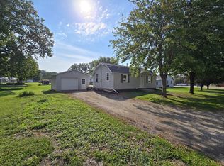 506 SW 10th Ave, Aledo, IL 61231