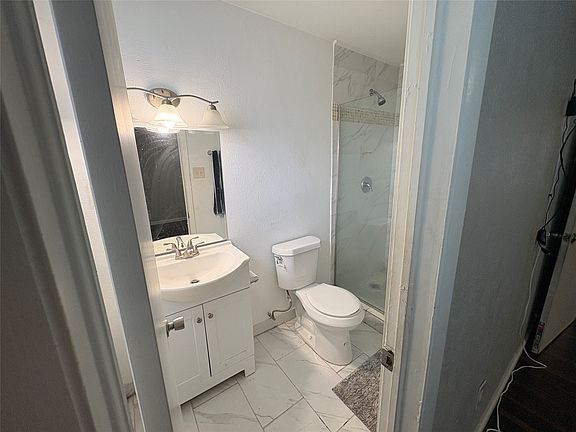 5th image of 6907 Atha Dr