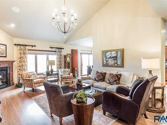 4th image of 5109 S River Park Pl