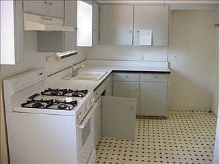 4th image of 1403 Schulze Dr