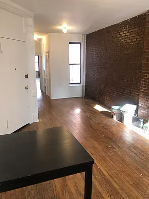 Rented by Eric Goodman Realty Corp | media 36