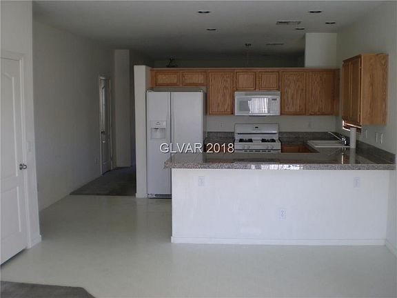 4th image of 6244 Legend Falls St