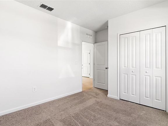 3rd image of 3644 Rolling Ridge Bnd