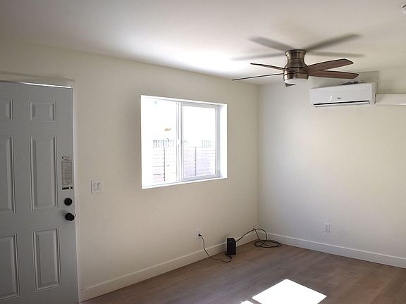4th image of 4045 49th St