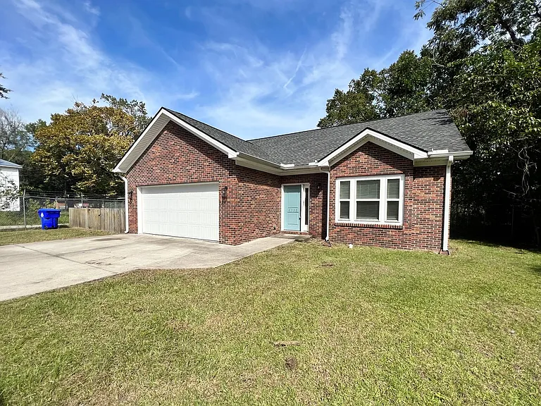 4730 Mint Ave — Photo 2