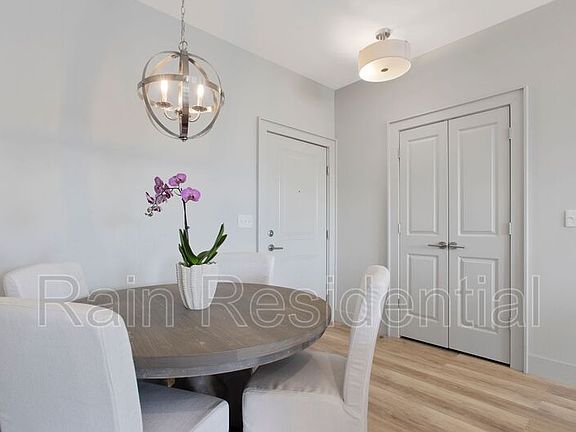 5th image of 2501 Bienville Blvd #211