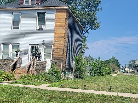 3rd image of 4408 Pennsylvania St