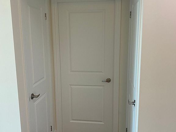 5th image of 80 Esther Lorrie Dr S #413