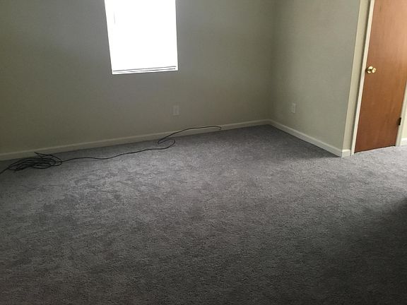 4th image of 2265 Basswood Dr