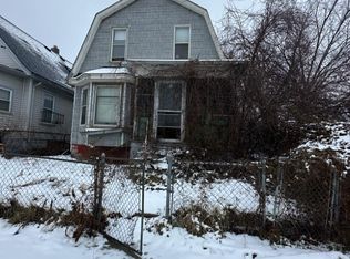 8843 Buhl St, Detroit, MI 48214