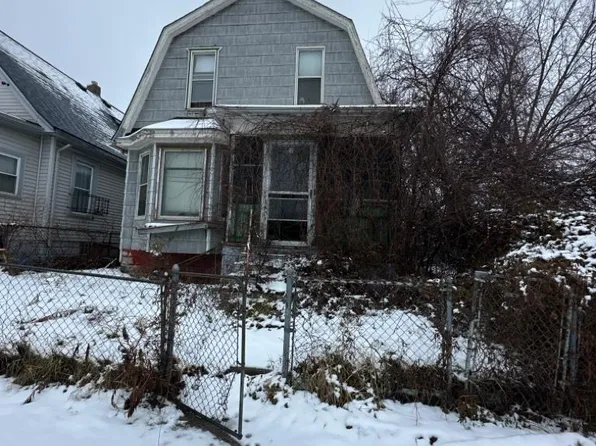 8843 Buhl St, Detroit, MI 48214