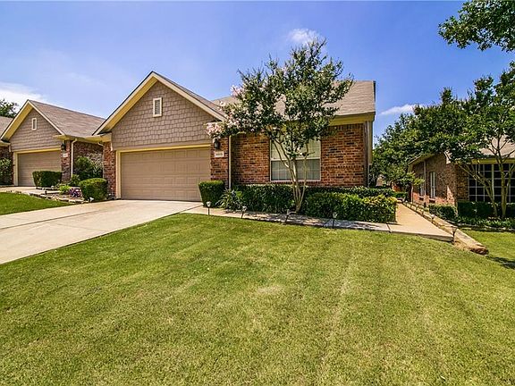 4th image of 9813 Spire Ln