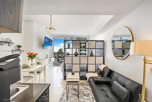 1750 N Bayshore Dr #1219 Photo 1 1750 N Bayshore Dr #1219 Photo 1