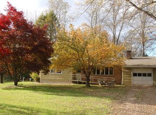 41 Stillwater Rd, Blairstown, NJ 07825