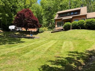 3 Summit Dr, Black Mountain, NC 28711