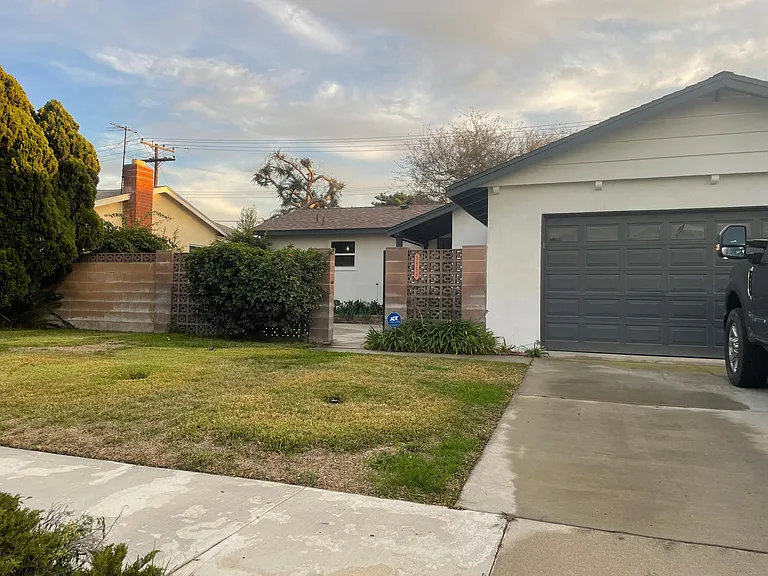 5856 Trinidad Way — Photo 20
