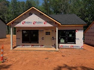 14 Poplar St, Woodruff, SC 29388